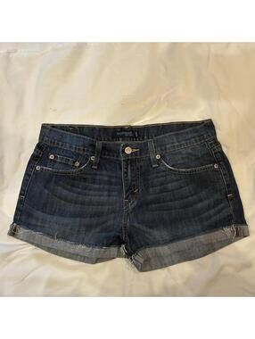 Levis Womans Sz5 Boyfriend 513 Dark Wash Cuffed Low Rise Shortie Red Star Shorts